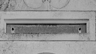 Lt Tomos Stephens is buried in the family crypt of the De Montjon and Mangier families, 