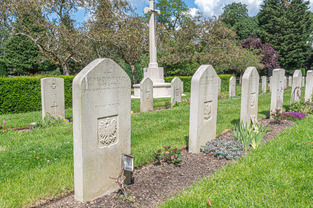 Grave of Flying Officer Ludwik Paszkiewicz DFC RAF, Northwood Cemetery, Hillingdon
